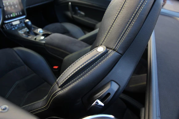 Maserati GranCabrio - Afbeelding 26 van 30