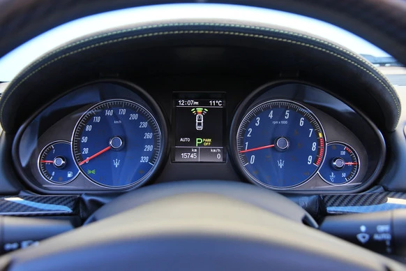 Maserati GranCabrio - Afbeelding 25 van 30