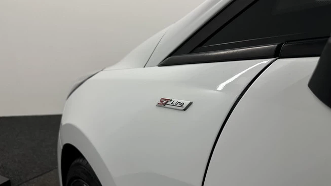 Ford Fiesta - Afbeelding 16 van 30