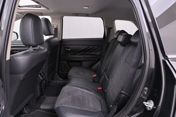 Mitsubishi Outlander - Afbeelding 16 van 30