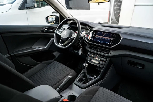 Volkswagen T-Cross - Afbeelding 23 van 30