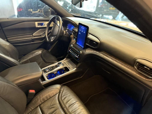 Ford Explorer - Afbeelding 6 van 30