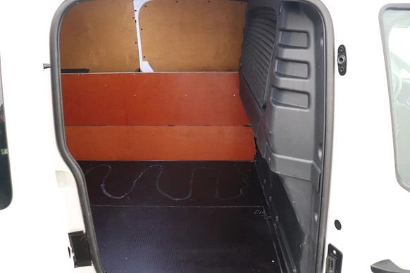 Volkswagen Caddy - Afbeelding 13 van 30