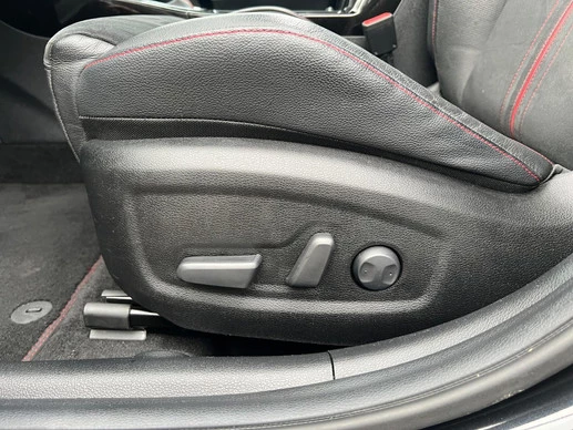 Kia Ceed - Afbeelding 15 van 30