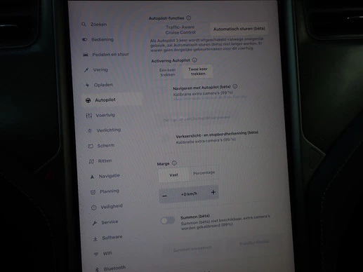 Tesla Model X - Afbeelding 14 van 30