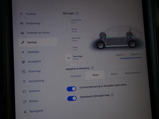 Tesla Model X - Afbeelding 15 van 30