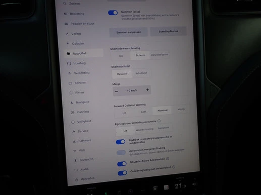Tesla Model X - Afbeelding 19 van 30