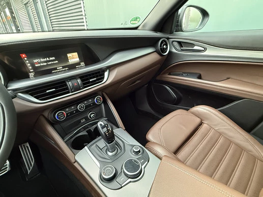 Alfa Romeo Stelvio - Afbeelding 14 van 30