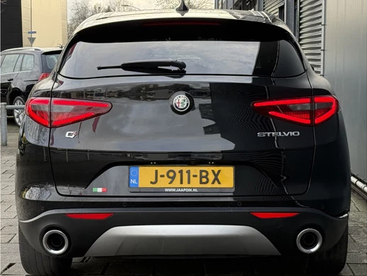 Alfa Romeo Stelvio - Afbeelding 21 van 30