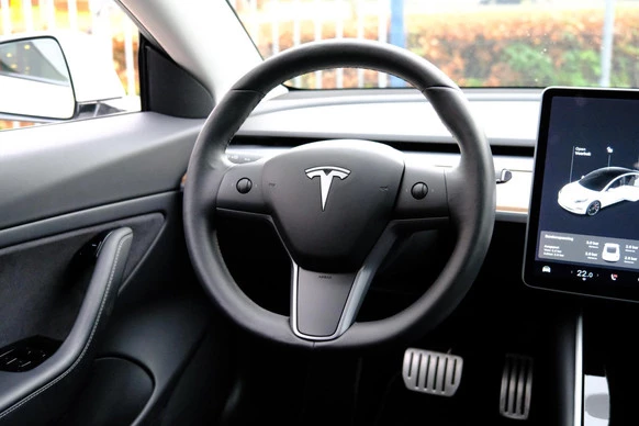 Tesla Model 3 - Afbeelding 6 van 30