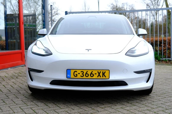 Tesla Model 3 - Afbeelding 7 van 30