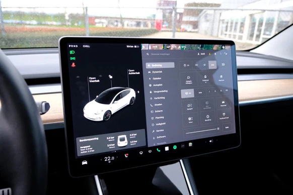 Tesla Model 3 - Afbeelding 13 van 30