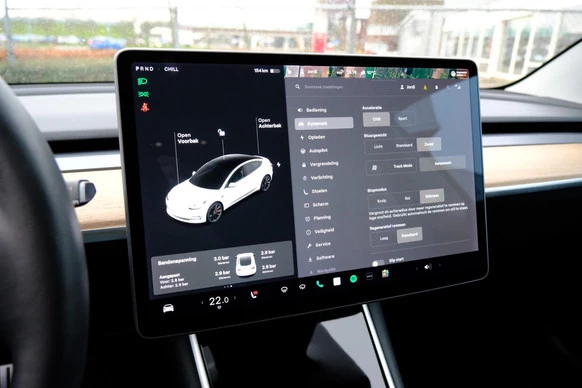 Tesla Model 3 - Afbeelding 14 van 30