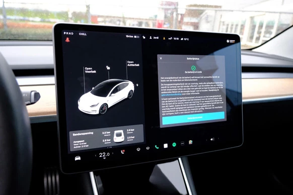 Tesla Model 3 - Afbeelding 19 van 30