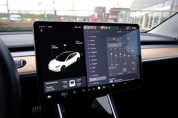 Tesla Model 3 - Afbeelding 21 van 30