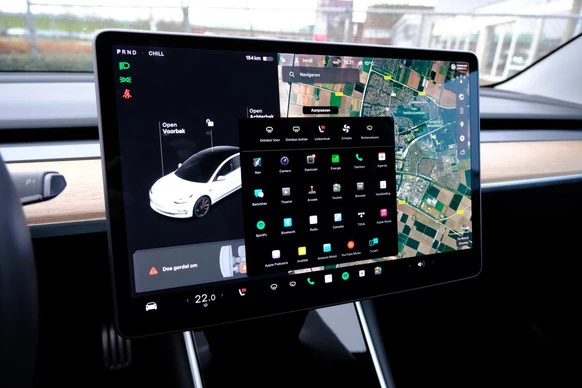 Tesla Model 3 - Afbeelding 23 van 30