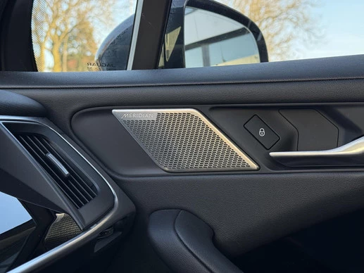Jaguar I-PACE - Afbeelding 27 van 28