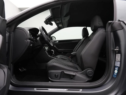 Volkswagen T-Roc - Afbeelding 27 van 30