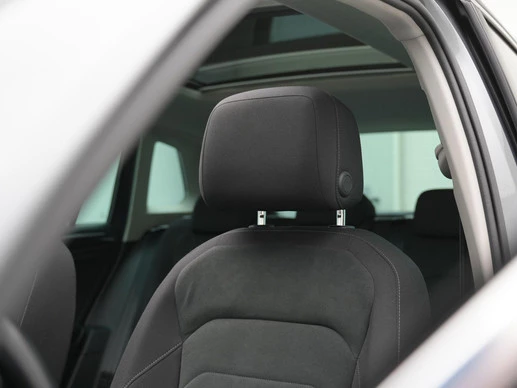 Volkswagen Tiguan - Afbeelding 23 van 30