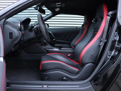 Nissan GT-R - Afbeelding 5 van 25
