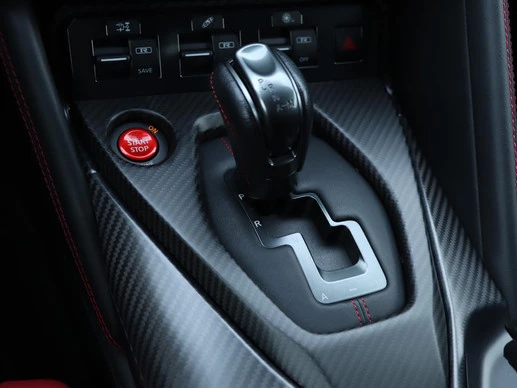 Nissan GT-R - Afbeelding 20 van 25