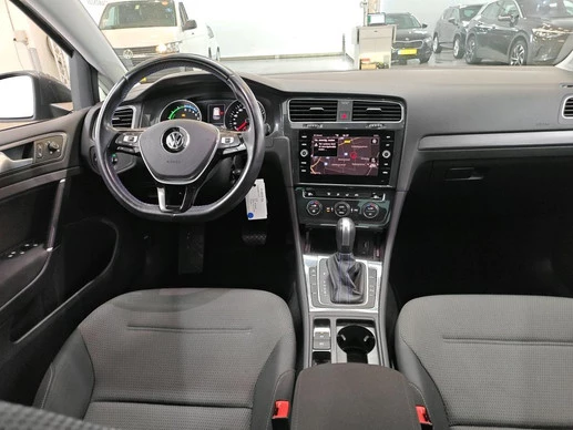 Volkswagen e-Golf - Afbeelding 3 van 15