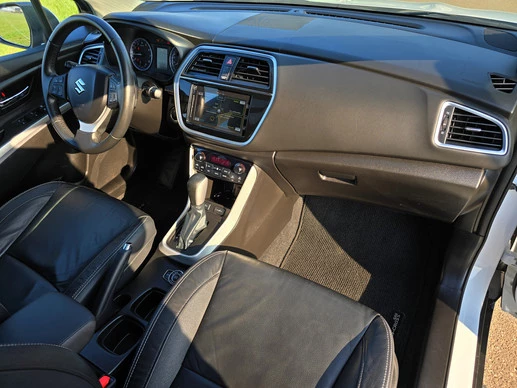 Suzuki S-Cross - Afbeelding 13 van 30