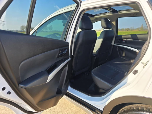Suzuki S-Cross - Afbeelding 24 van 30