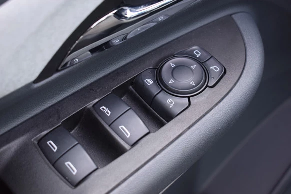 Opel Ampera-e - Afbeelding 17 van 20