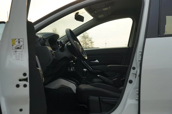 Dacia Duster - Afbeelding 13 van 30