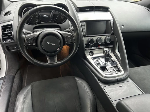 Jaguar F-Type - Afbeelding 10 van 30