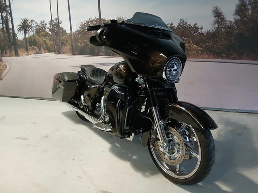 Harley-Davidson Street Glide - Afbeelding 4 van 17