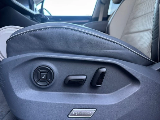 Volkswagen Touareg - Afbeelding 8 van 30