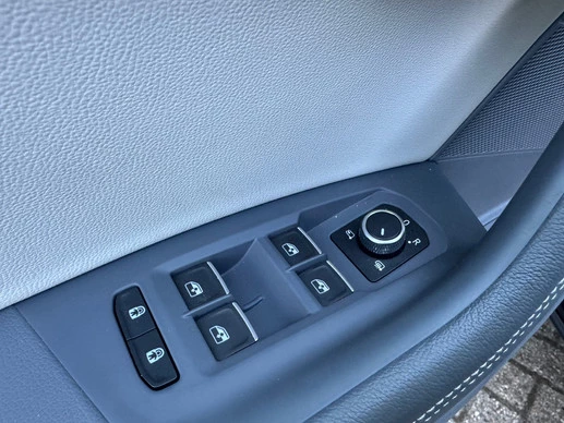 Volkswagen Touareg - Afbeelding 9 van 30