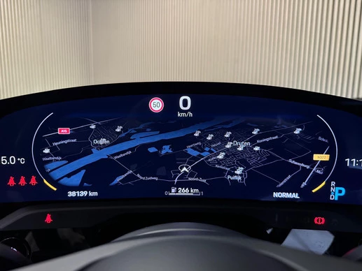 Porsche Taycan - Afbeelding 19 van 30