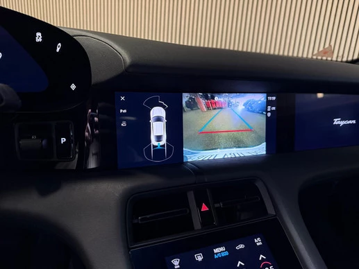 Porsche Taycan - Afbeelding 27 van 30