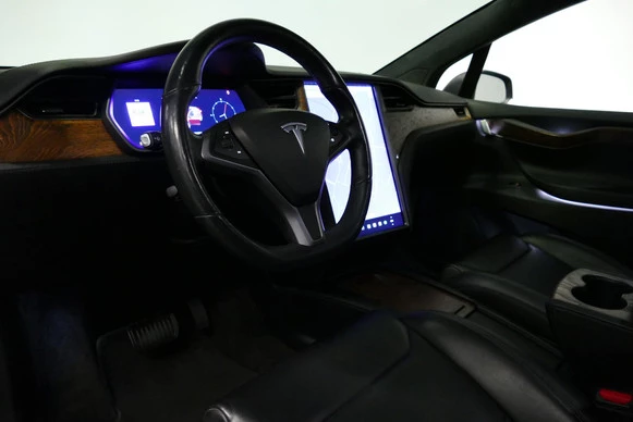 Tesla Model X - Afbeelding 6 van 30