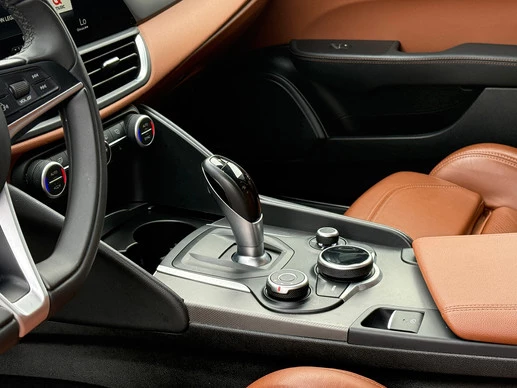 Alfa Romeo Giulia - Afbeelding 12 van 30