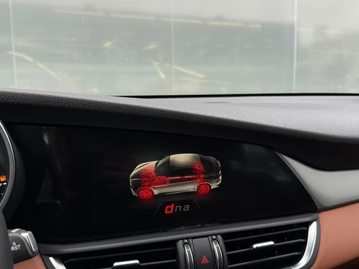 Alfa Romeo Giulia - Afbeelding 13 van 30