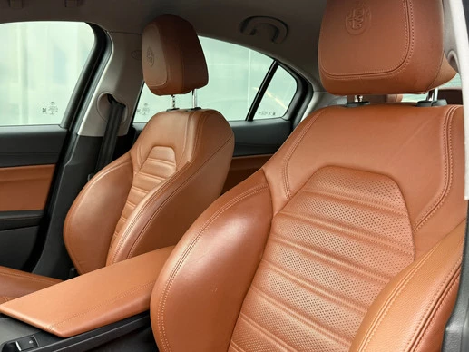 Alfa Romeo Giulia - Afbeelding 17 van 30