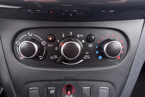 Dacia Sandero - Afbeelding 21 van 24