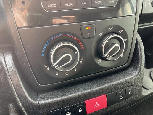 Peugeot Boxer - Afbeelding 26 van 29