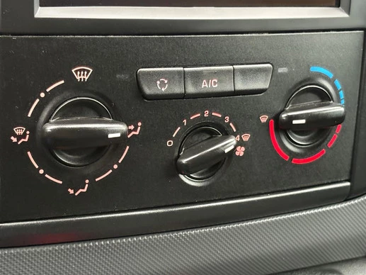 Peugeot Partner - Afbeelding 13 van 28