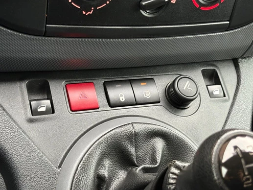 Peugeot Partner - Afbeelding 20 van 28