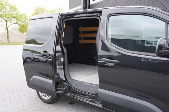 Opel Combo - Afbeelding 8 van 19