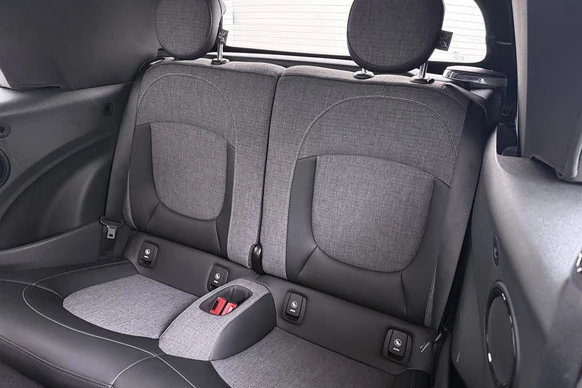 MINI Cooper Cabrio - Afbeelding 18 van 30