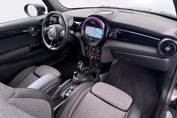 MINI Cooper Cabrio - Afbeelding 19 van 30