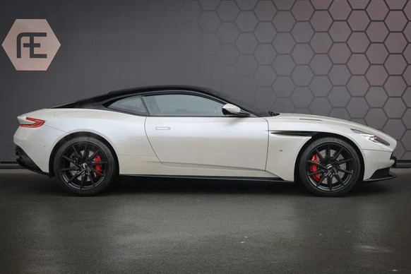 Aston Martin DB11 - Afbeelding 5 van 30
