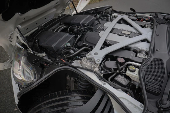 Aston Martin DB11 - Afbeelding 10 van 30