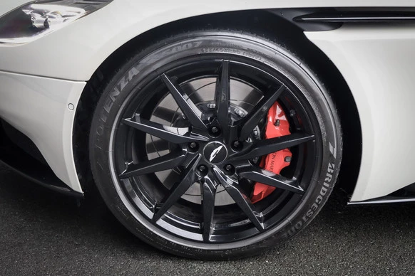 Aston Martin DB11 - Afbeelding 23 van 30